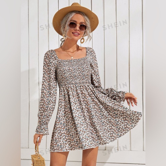SHEIN Dresses & Skirts - SHEIN Ditsy Brown Floral Smocked Bodice Boho Dress Sz 4